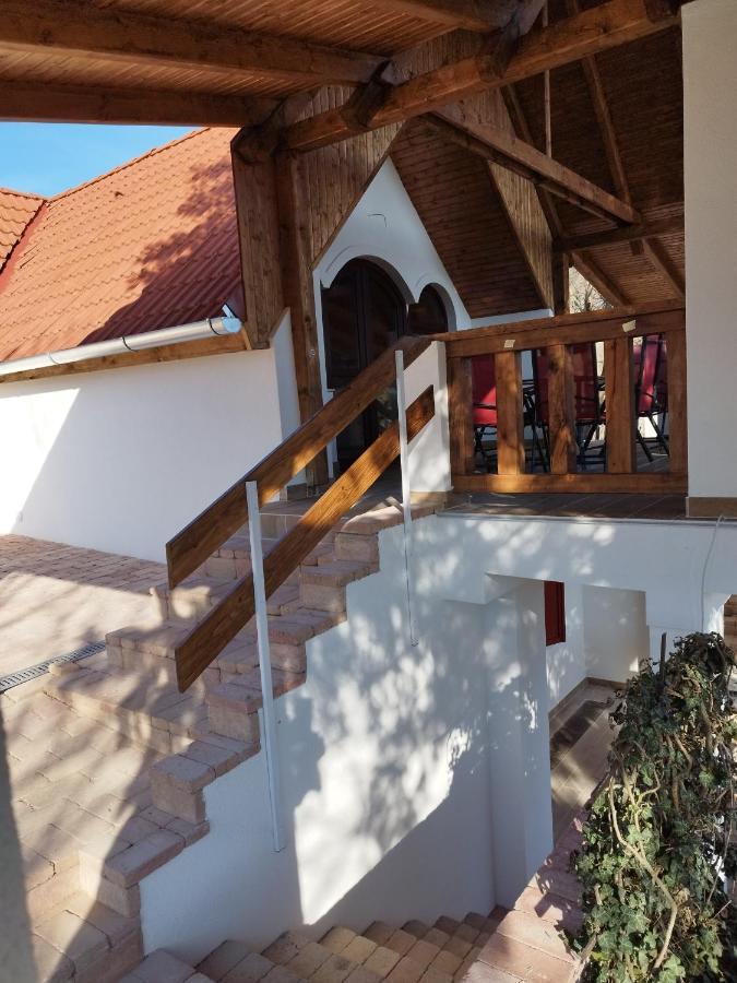 Klara Vendeghaz Villa Badacsonyörs Exterior foto